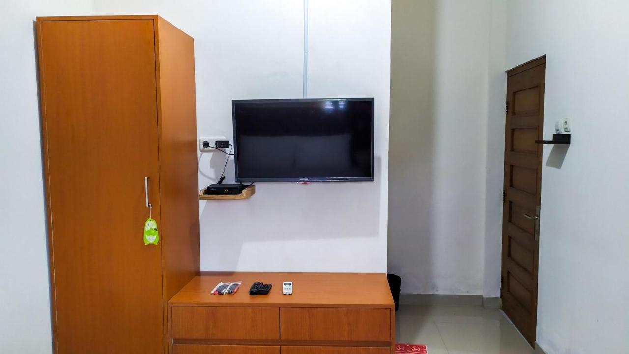 Omah Leren Mitra Reddoorz Near Gembiraloka Zoo Yogyakarta 호텔 외부 사진