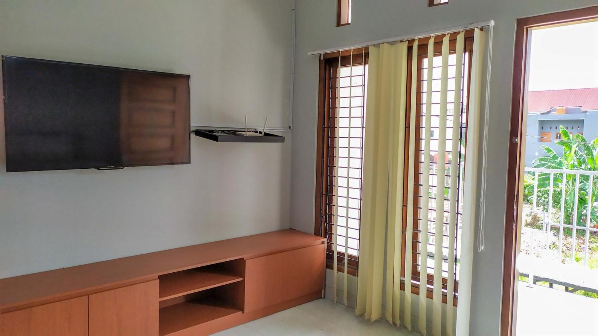 Omah Leren Mitra Reddoorz Near Gembiraloka Zoo Yogyakarta 호텔 외부 사진